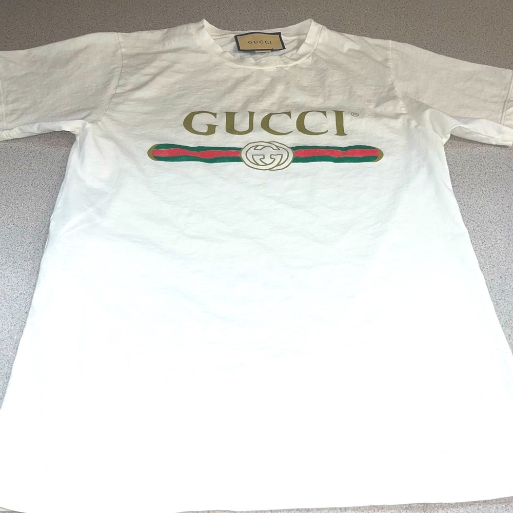 Women’s Oversized Gucci T-Shirt